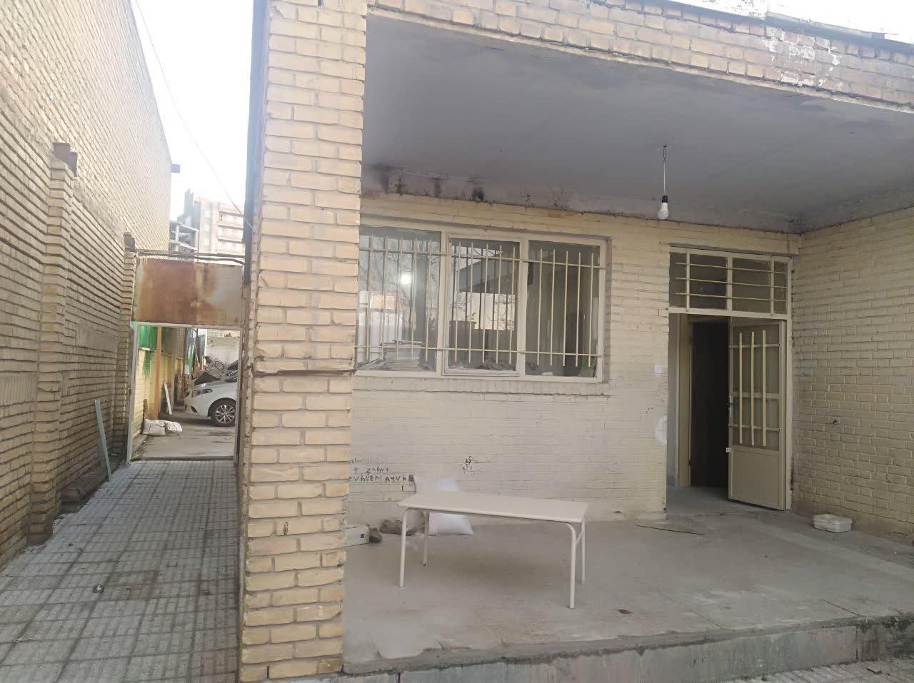 بازسازی سرایداری با مشارکت اداره محترم اوقاف ملایر