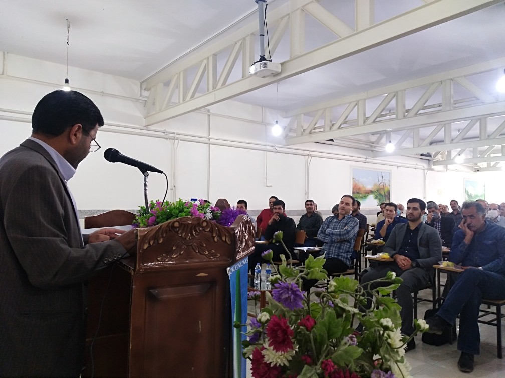 مجمع عمومی انجمن اولیا ومربیان دبیرستان نمونه سیفیه ملایر